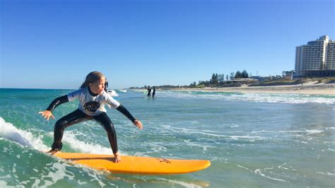 Surf Course Demos for Women: Breaking the Surfing Stereotype